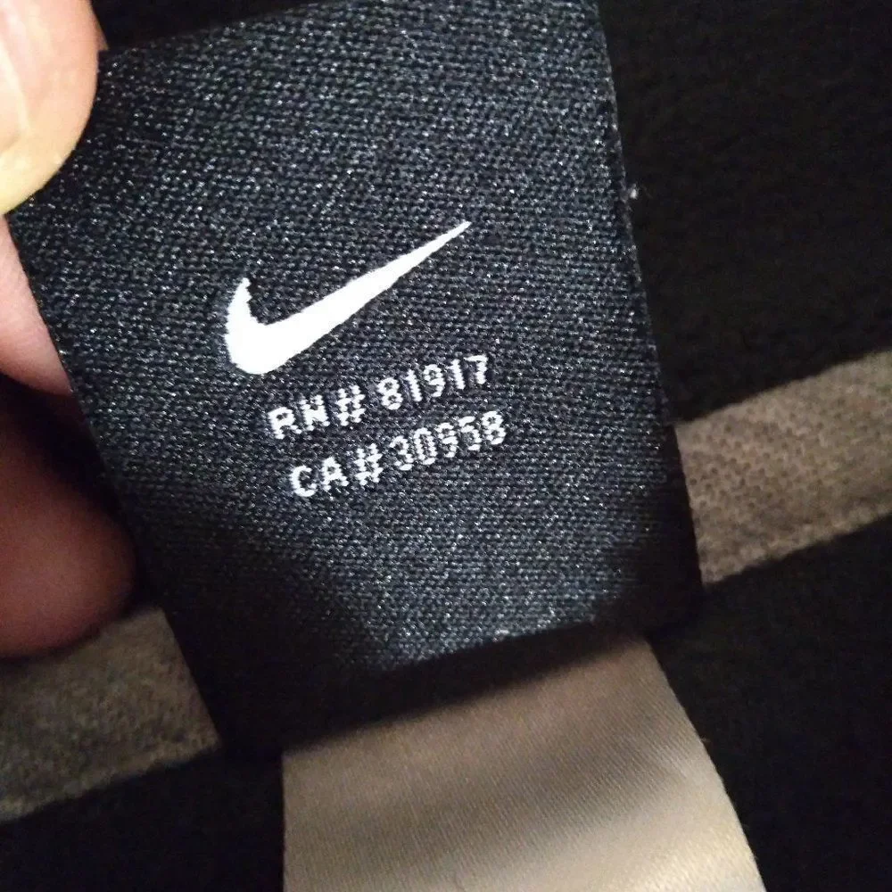Nike vintage university